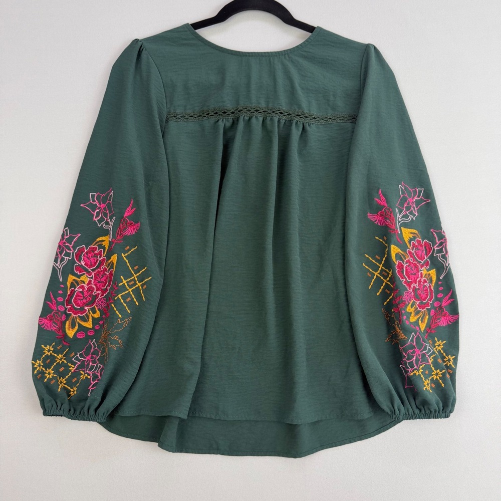 Fig and Flower Embroidered Peasant Blouse Boho Indie Balloon Sleeve Green Medium